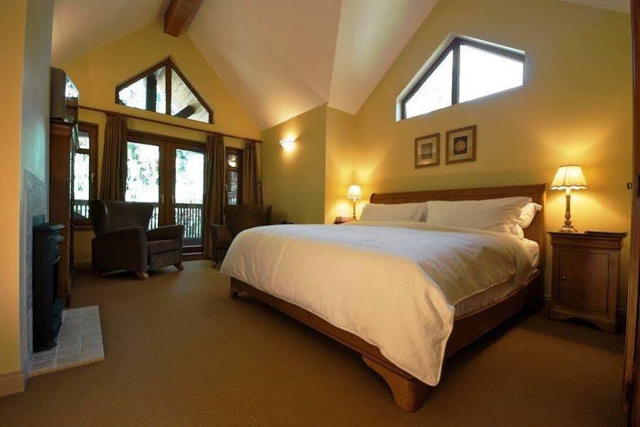 Vila Whistler Alpine Chalet Retreat & Wellness Exteriér fotografie